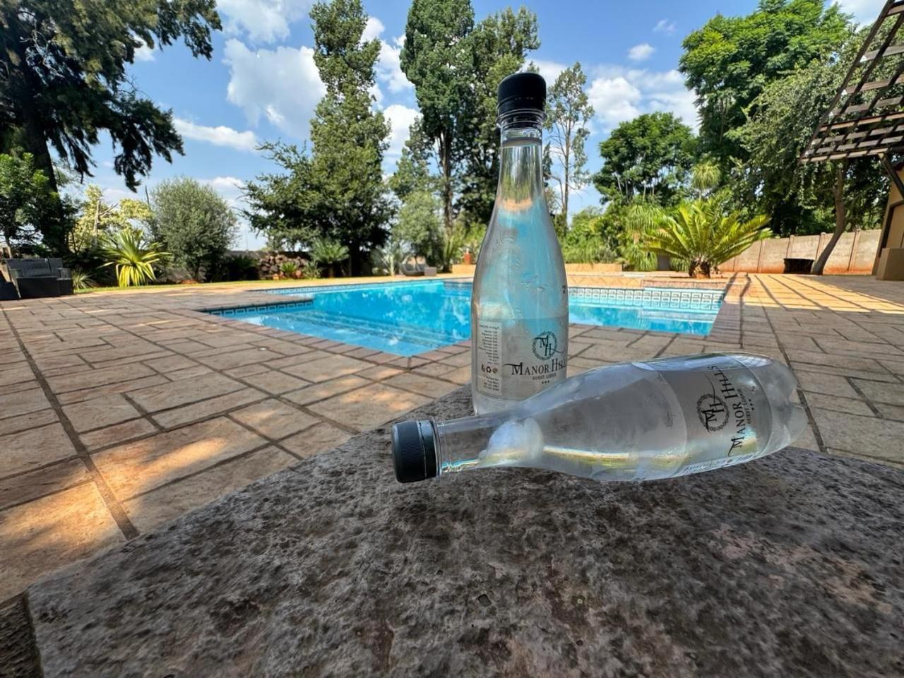 Manor Hills Guest Lodge Ράστενμπεργκ Εξωτερικό φωτογραφία